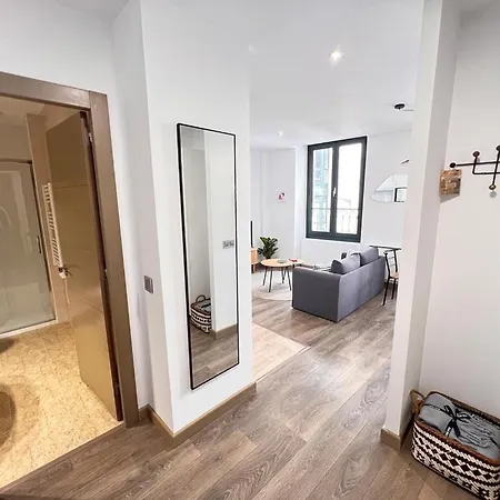 Ruta De Vinos ヒホン