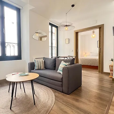 Ruta De Vinos * ヒホン